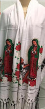 Cargar imagen en el visor de la galería, Shawl Virgen de Guadalupe
