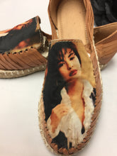 Load image into Gallery viewer, Selena Huaraches

