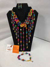 Cargar imagen en el visor de la galería, Mexican Jewelry Palm tree Set (3 Pieces) Flowers and beads
