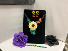 Load image into Gallery viewer, Mexican Chaquira Jewelry Set (3 Pieces) Flowers

