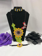 Cargar imagen en el visor de la galería, Mexican Chaquira Jewelry Set (3 Pieces) Butterfly
