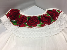 Cargar imagen en el visor de la galería, Beautiful embroidery blouses
