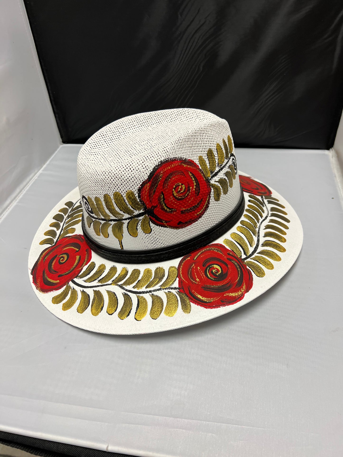 Acrylic  Mexican Hat with  Red and Gold Flower   Design