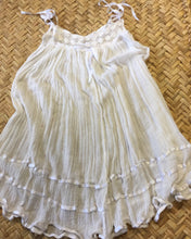 Load image into Gallery viewer, Blusa de Angelito SOLD
