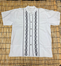 Load image into Gallery viewer, Guayaberas de Hombre/Mens shirt Manta
