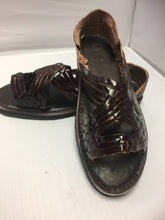 Cargar imagen en el visor de la galería, Pachuco Style Huarache for Men
