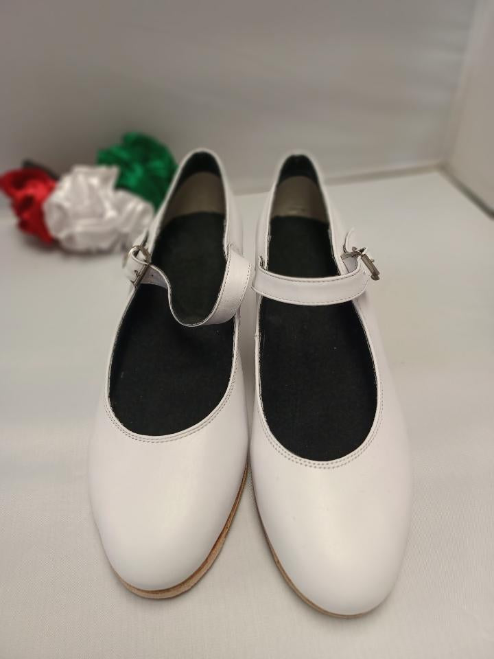 Zapatos de Folklorico con clavos Flamenco dance shoes with nails