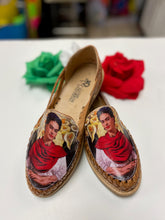 Cargar imagen en el visor de la galería, Huaraches Frida Kahlo
