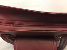 Load image into Gallery viewer, Bolso de Mano #vino SOLD
