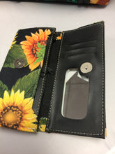 Load image into Gallery viewer, Sunflower Handbag/ Bolsa de Girasol

