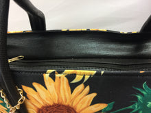 Load image into Gallery viewer, Sunflower Handbag/ Bolsa de Girasol
