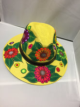 Cargar imagen en el visor de la galería, Hand painted Hat/ Sombrero
