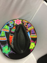 Cargar imagen en el visor de la galería, Hand painted Hat/ Sombrero SOLD
