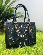 Load image into Gallery viewer, 100% leather purse SOLD
